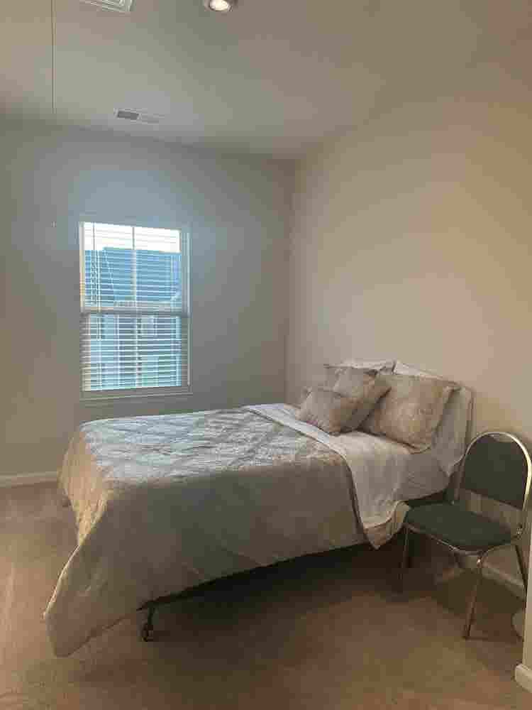 4 BR in Cary