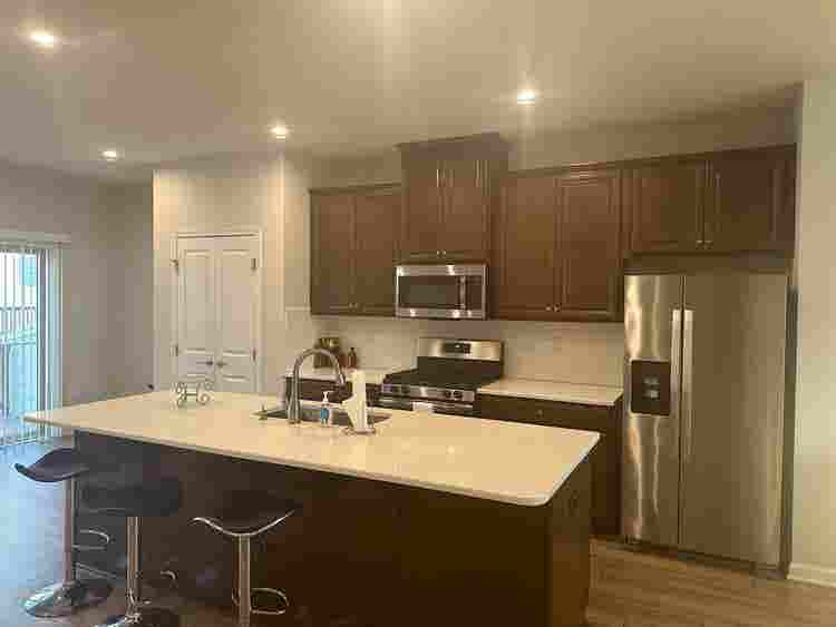 4 BR in Cary