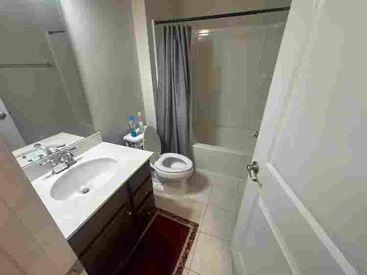 4 BR in Cary