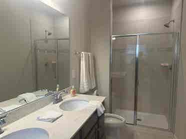 4 BR in Cary