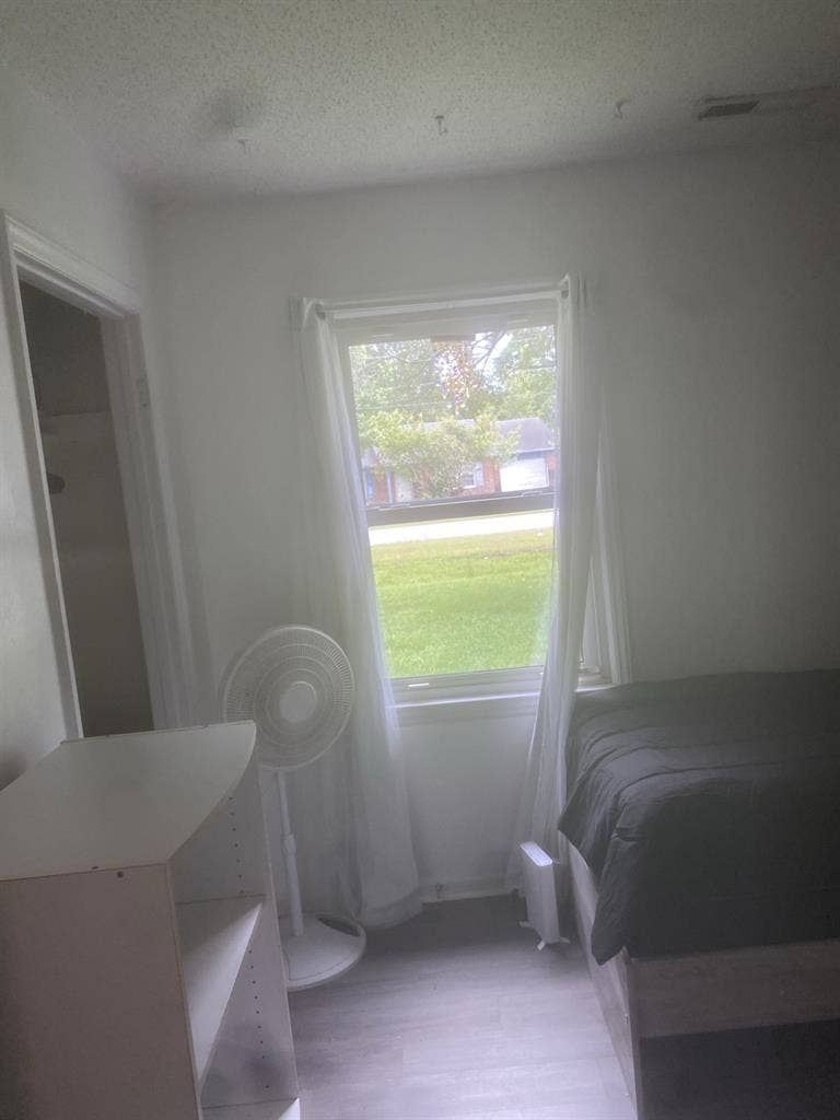 Havelock Neighborhood Room
