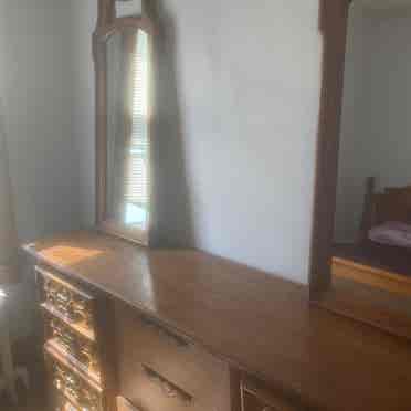 I have a room availablee