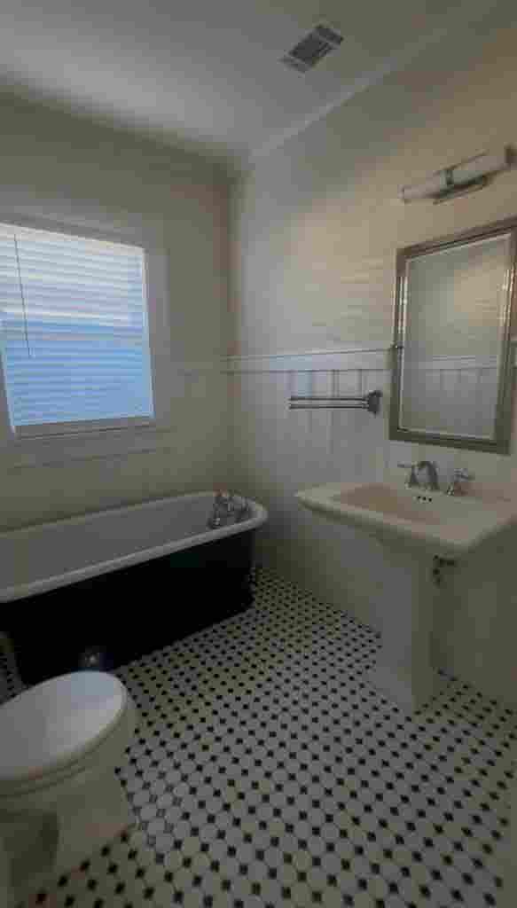 Room for rent - Female Only
