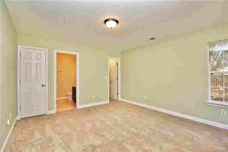 3 BR in Charlotte