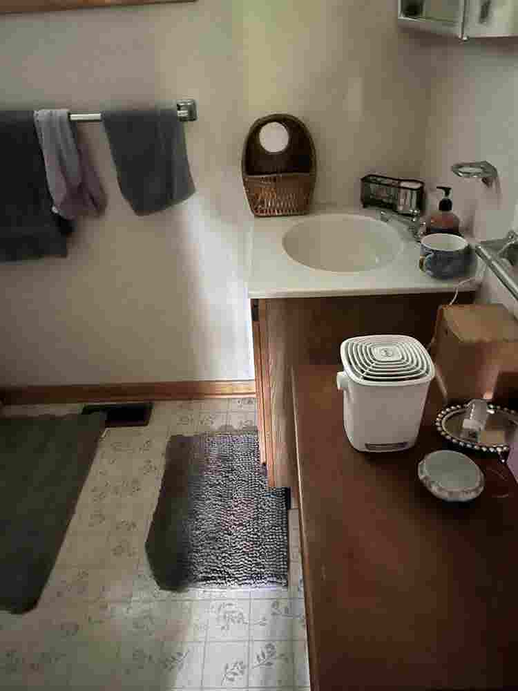 Looking for a roommate, great place