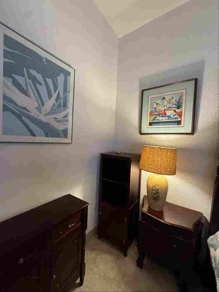 Bedroom for rent in a big housee