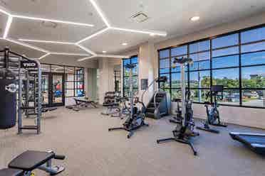 Top-Floor 2BR with Amenities
