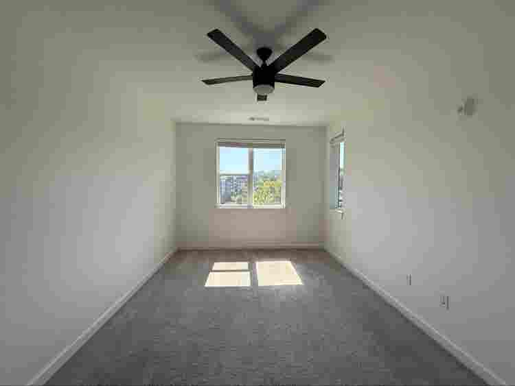 Top-Floor 2BR with Amenities
