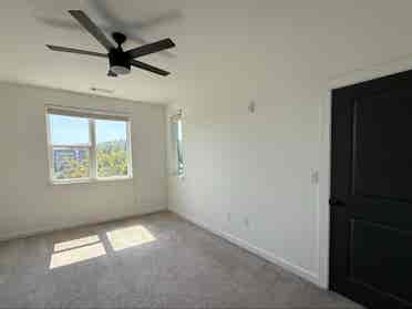 Top-Floor 2BR with Amenities