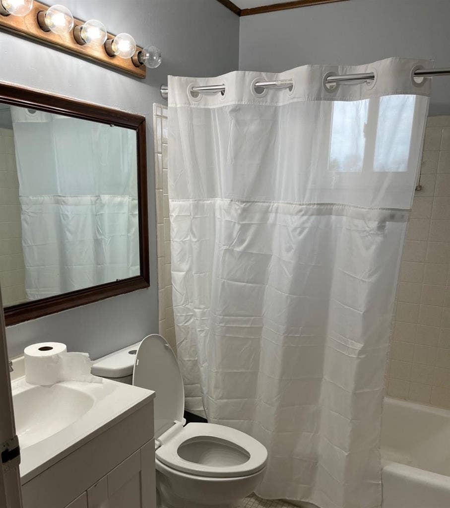 Private room for rent