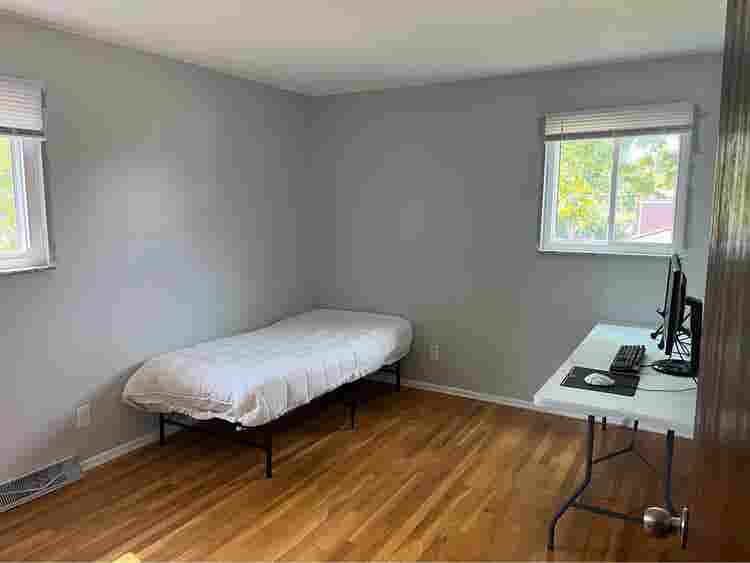 Private room for rent