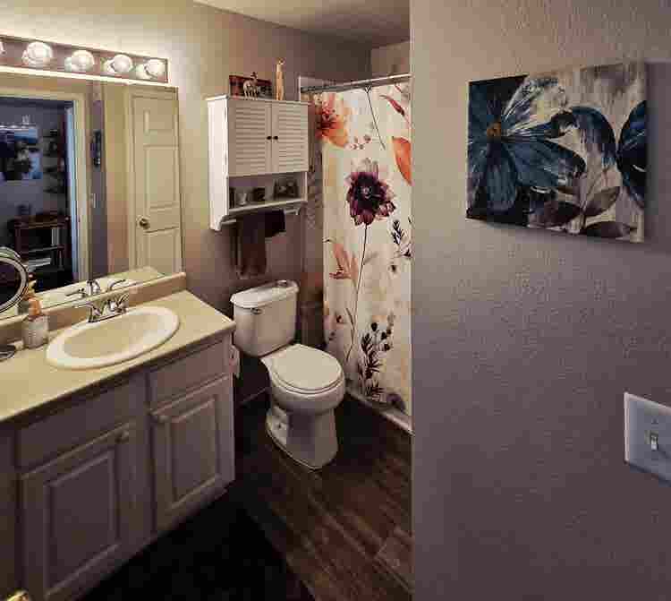 Room for rent in North Denver area