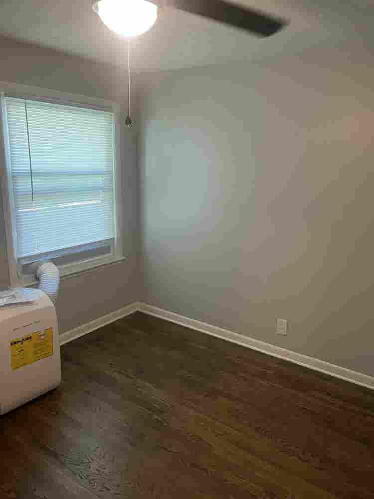 Roommate needed for 2 bedroomm
