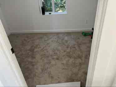 Roomies wanted (2)