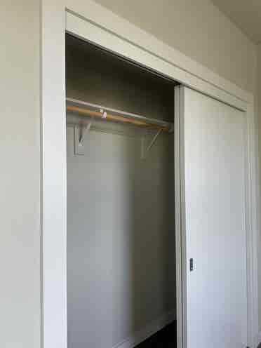 Female Roommate Wanted for b