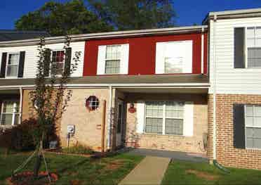 Looking for roommatees