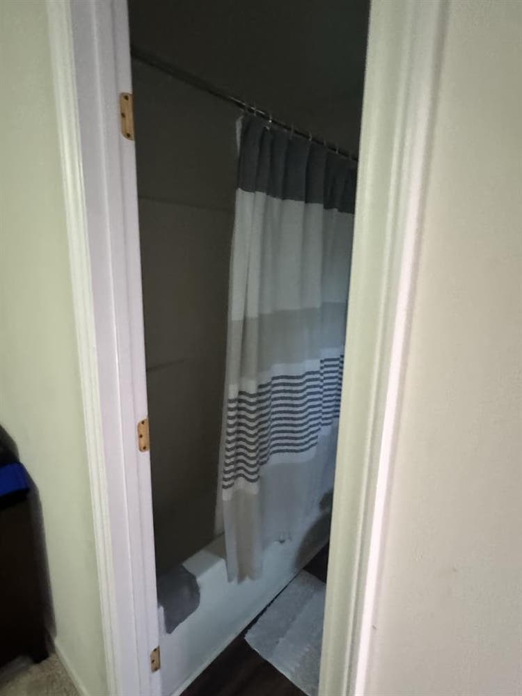 Roommate Wanted for Nice House!