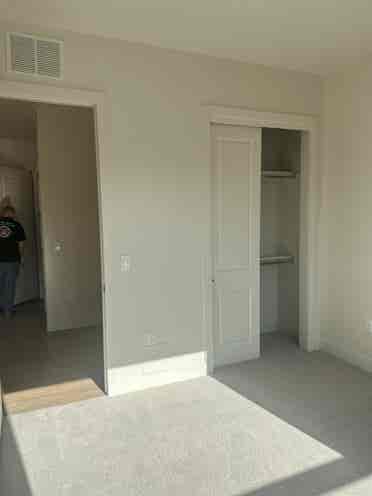 fun
 roomate needed for slc b