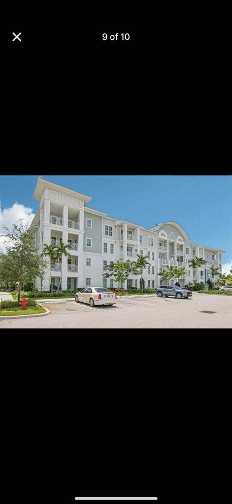 Looking for Roommate