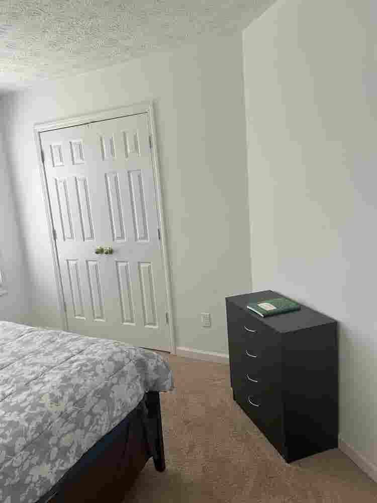 Furnished room in Covington