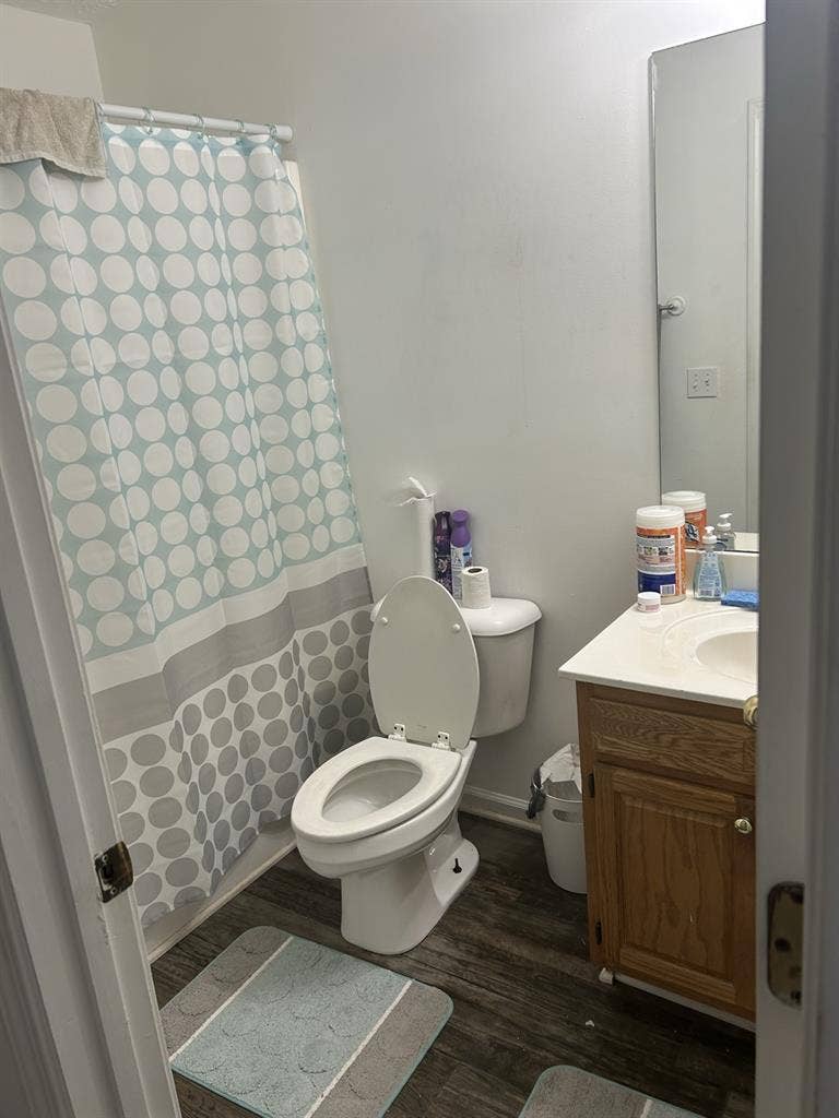 Furnished room in Covington