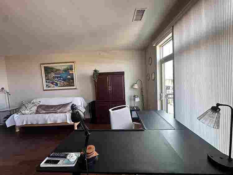 Fully Furnished Condo move in