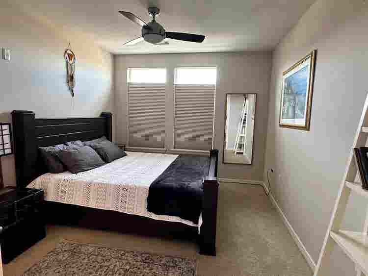 Fully Furnished Condo move in