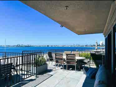 Room for Rent in Bayfront Condo
