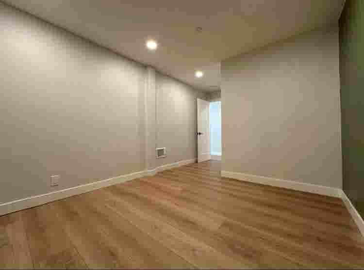 Room for Rent in Bayfront Condo