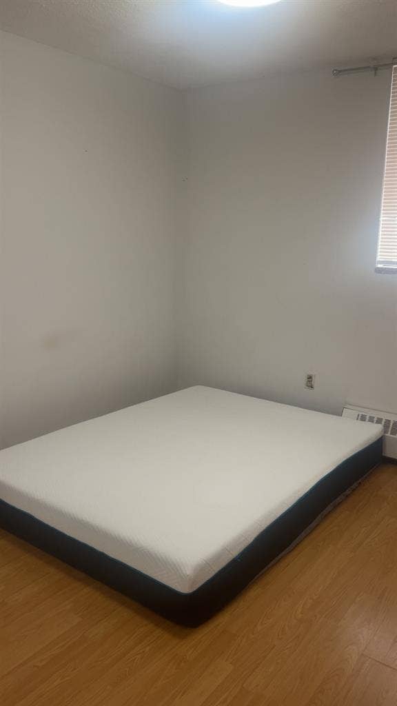 Room for Rent – Female Only