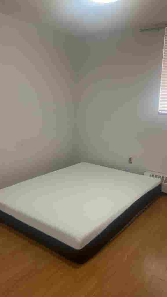 Room for Rent – Female Only