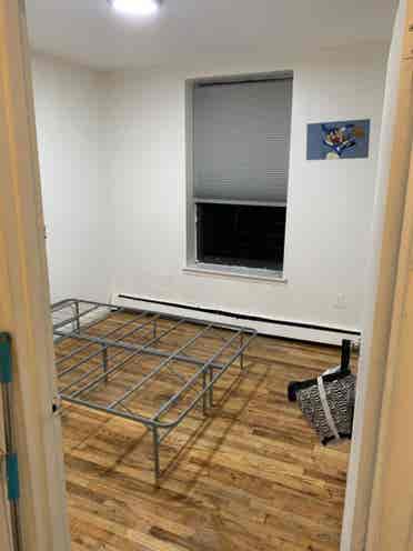Room for rent in a great area