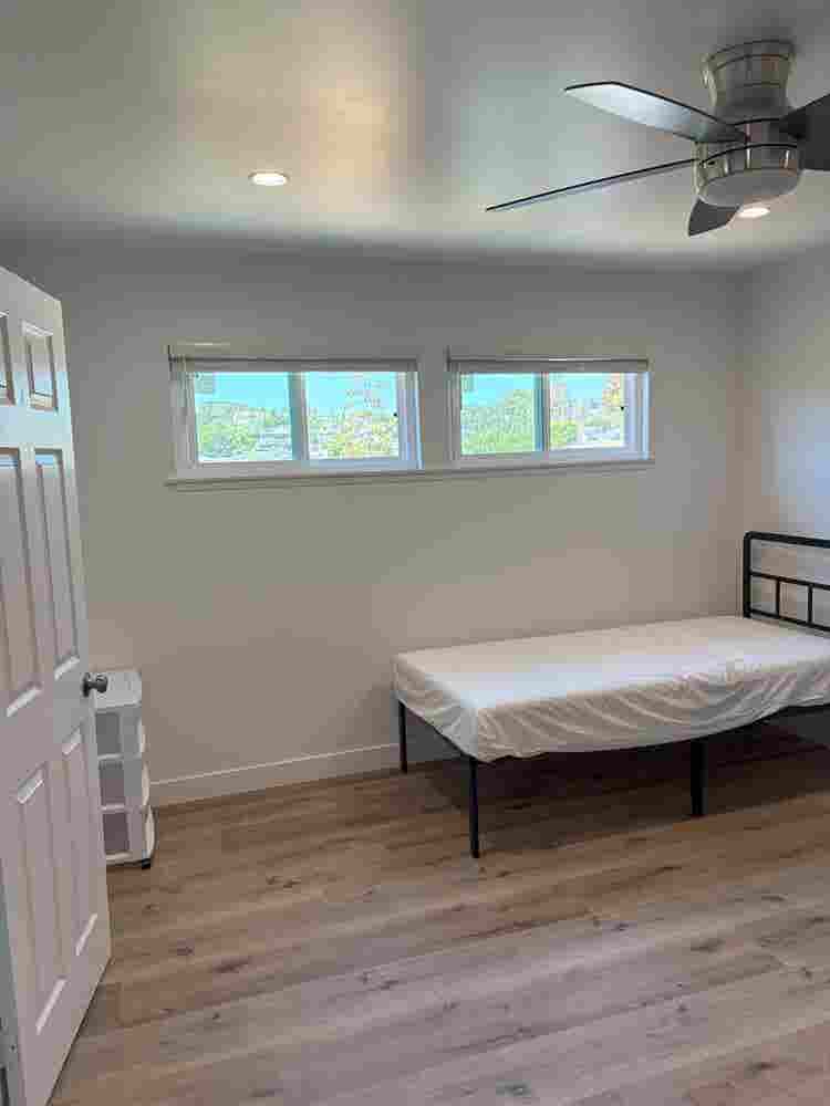 Furnished room for rent