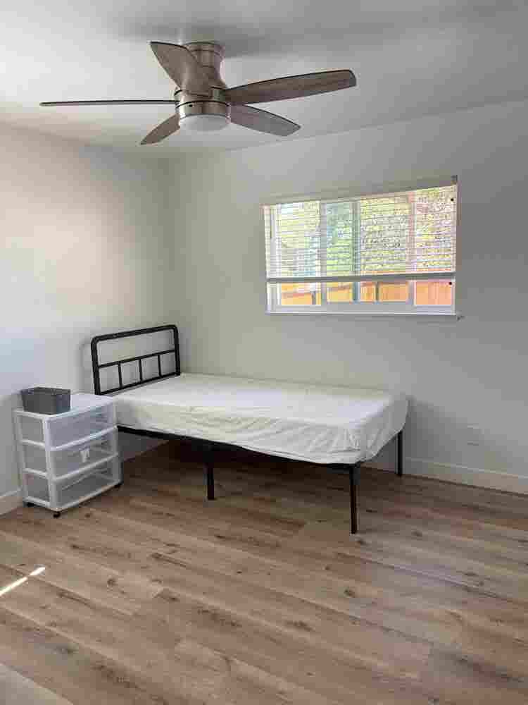 Furnished room for rent