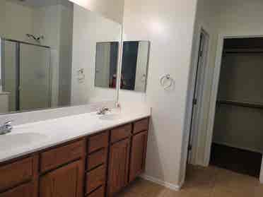 2 Rooms available 1 is Master bedrm