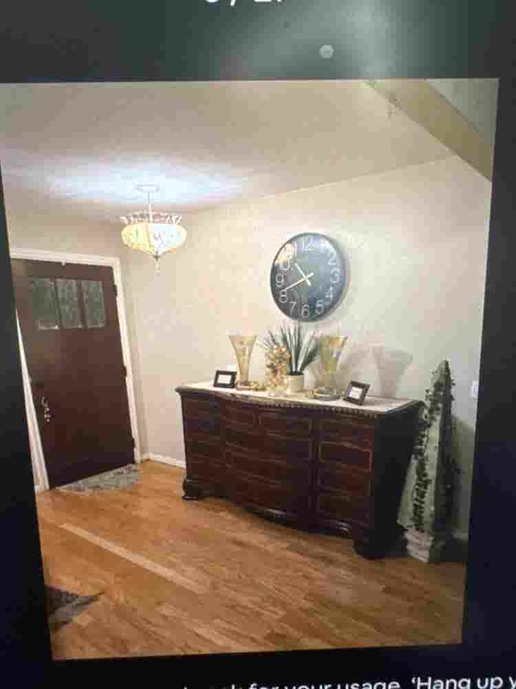 Part timer seeks full time roommie