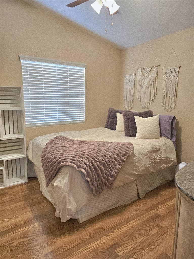 Room 4 rent -Furnished/unfinished