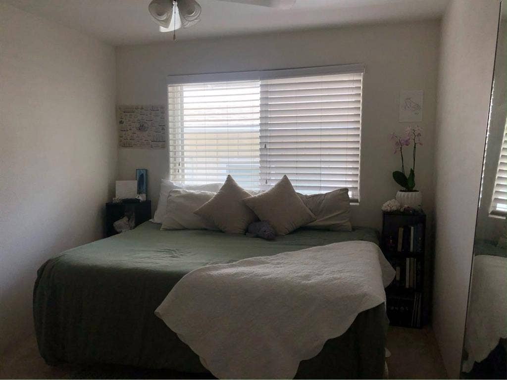 🌺Female Roommate Wanted🌺