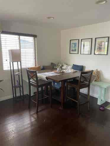 🌺Female Roommate Wanted🌺