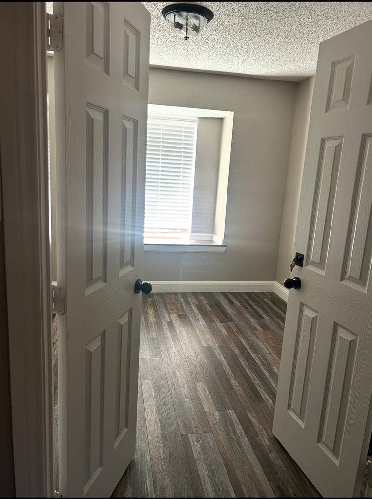 Looking for a Muslim Male roommate