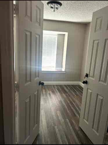 Looking for a Muslim Male roommate
