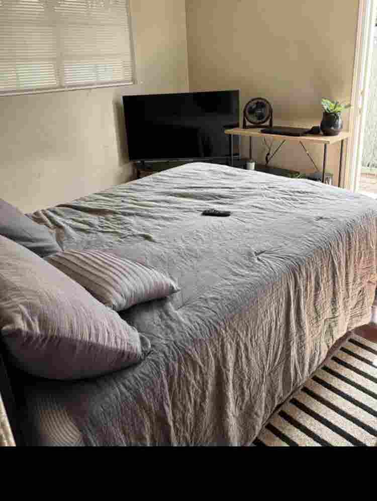 Private room for rent with