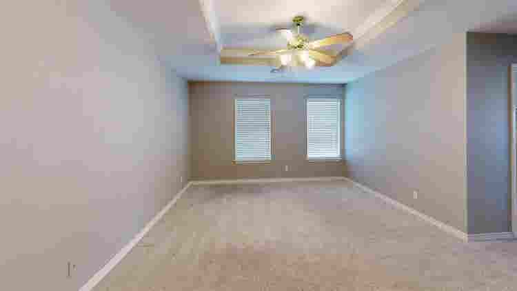 5 BR in Kyle