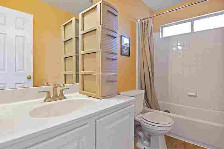 5 BR in Kyle