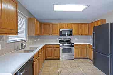 5 BR in Kyle