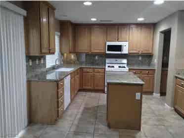 Roommates needed