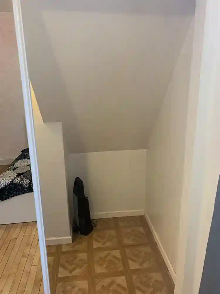 Spare room in Portage Park- Chicago