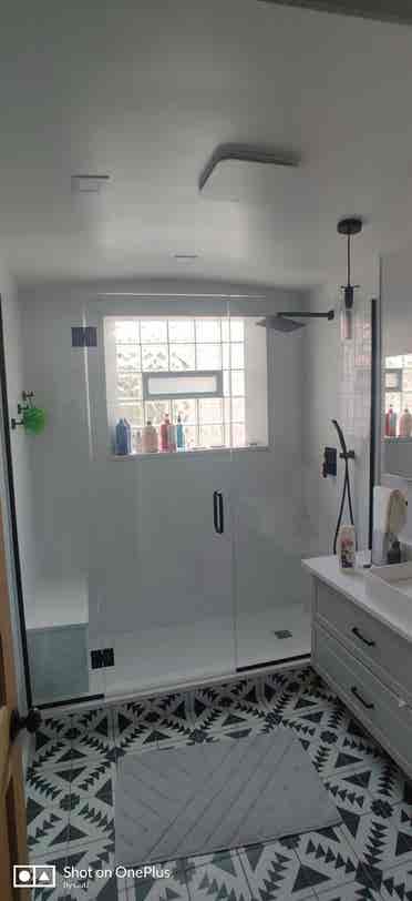 Spare room in Portage Park- Chicago