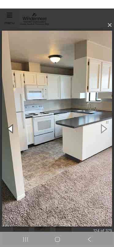 Looking for a new Roommate for Sept