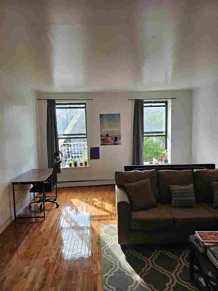 Large Living Room for Rent